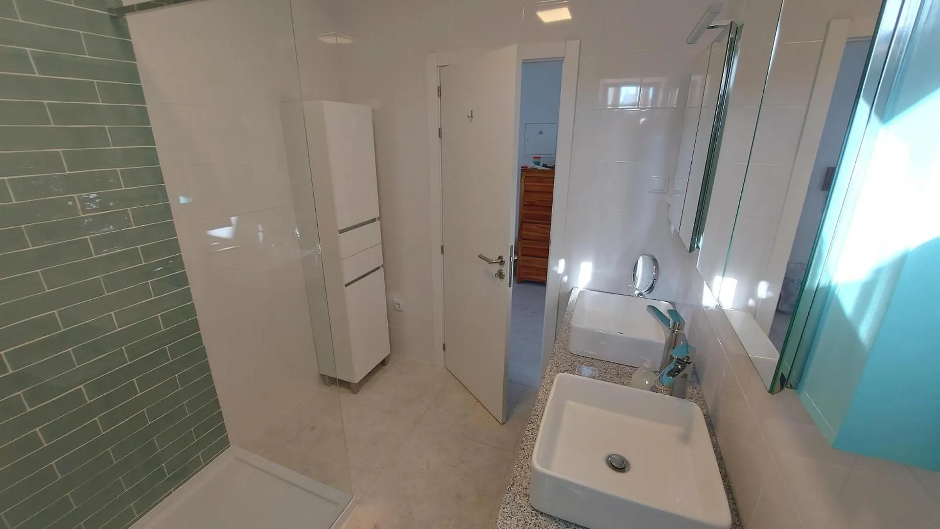 2 Bedroom Apartment In Centre Of Alvor - Valemar